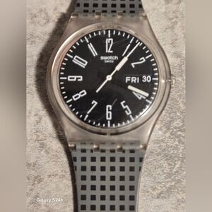 Montre Swatch Efficient GE712 jour/date très bon état fonctionne pile neuve  Fon